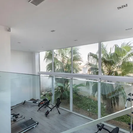 Villa Amazing With Pool Is-Swieqi